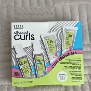 All About Curls Essentials Kit - Green